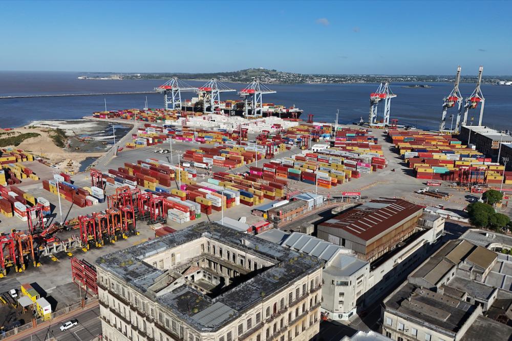 Exportaciones uruguayas de bienes aumentan un 27 % en abril respecto al mismo mes de 2023.